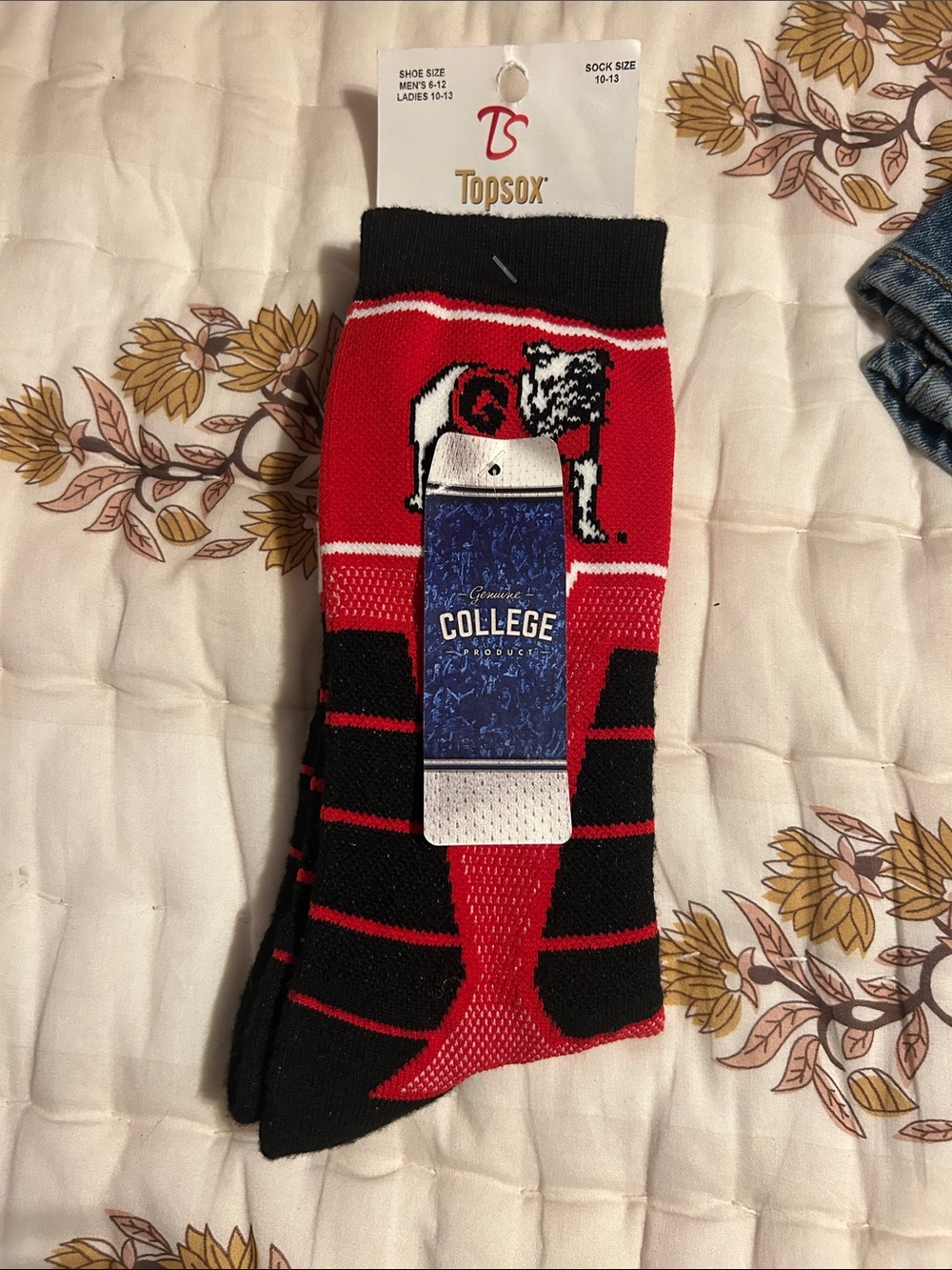 Men’s Red and Black UGA Georgia Bulldogs NWT Crew Socks